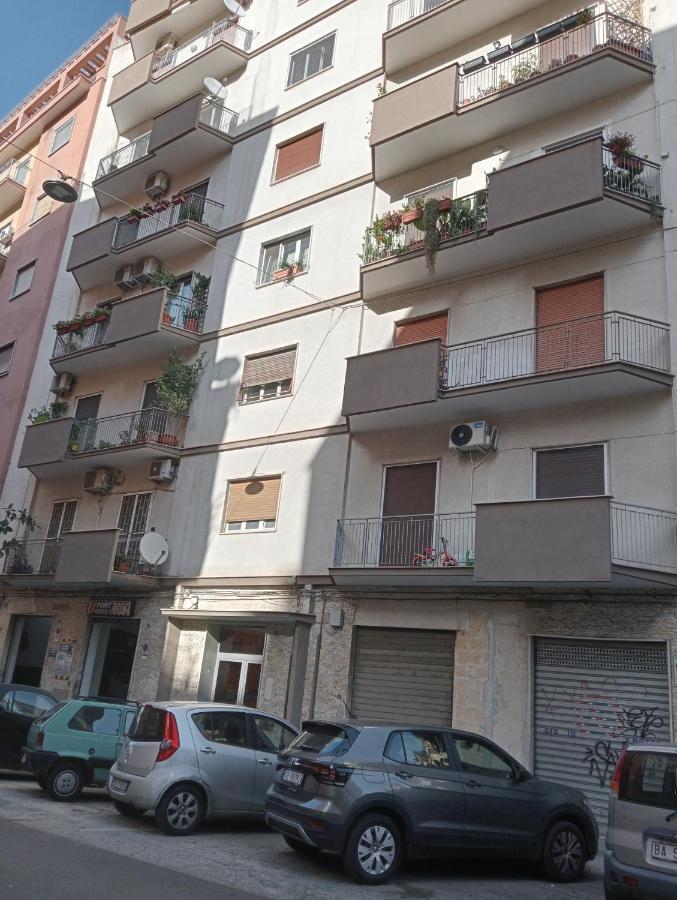 Suite Luxurya Bari Exterior foto